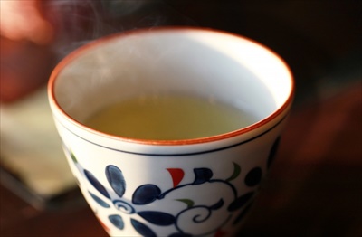 緑茶は体を冷やす